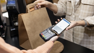 Пьяная рецидивистка напала на продавца саратовского супермаркета