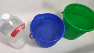 Половина жителей саратовского поселка уже неделю проводит без воды