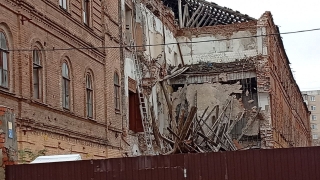 В Саратове казармы Деконского спасают представлениями