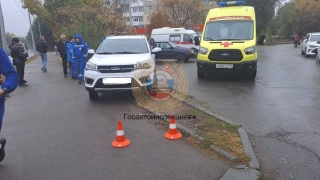 Китайский кроссовер без водителя сбил насмерть пешехода. Полиция Саратова ищет свидетелей