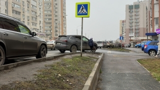 В Саратове оштрафовали пожилую автохамку из Юбилейного