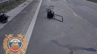 Под Саратовом "Калина" врезалась в емкость с битумом. Есть пострадавшие