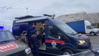 На Славянской площади поймали более 20 уклоняющихся "новых россиян" и 5 нелегалов