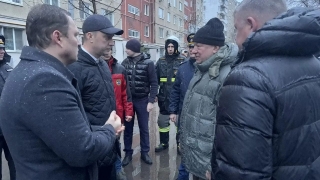 Атака БПЛА на Саратов. Погибли двое, повреждены дом, поликлиника и детсад