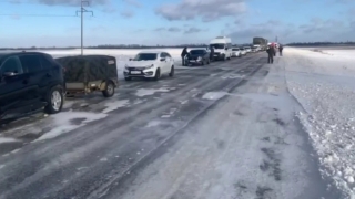 Саратовский шторм. Движение на части закрытых трасс возобновлено