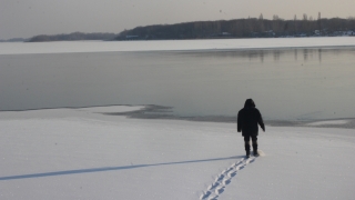 В Саратове до Нового года запретили выходить на лед водоемов