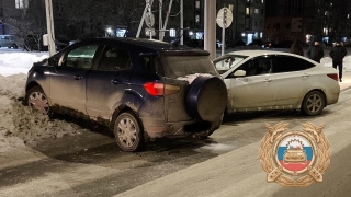 В столкновении иномарок в Балакове пострадали два человека