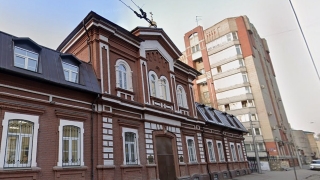 В Саратове перевезли ковчег с мощами Луки Крымского