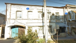 В центре Саратова признали аварийным и подлежащим сносу еще один дом