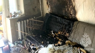 В горящей саратовской девятиэтажке спасли трех человек