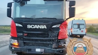В тройной аварии на трассе под Саратовом погиб водитель "Калины"