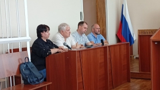 В Саратове процесс по делу замминистра отложен из-за родов второй фигурантки