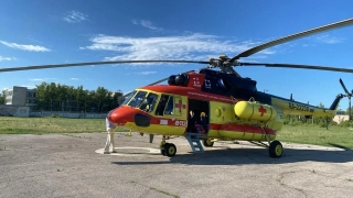 В Саратов санавиацией доставили пострадавших в ДТП двух юных велосипедистов
