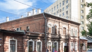Три старых здания в центре Саратова признали культурным наследием