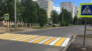 В Ртищеве лихач чуть не сбил на "зебре" четырех пешеходов. Его наказали штрафом