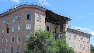 Жители об обрушении многоэтажки в Саратове: "Будто подбросило!"