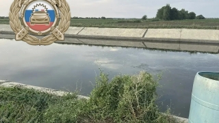 Под Марксом в оросительном канале вместе с трактором утонул его водитель
