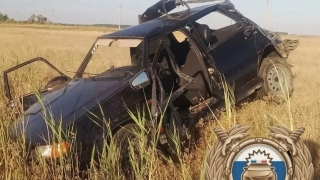 Молодой саратовец получил смертельные травмы в опрокинувшейся машине