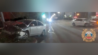 На Московском шоссе три человека пострадали в тройном ДТП