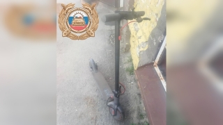 В Аркадаке несовершеннолетняя на электросамокате сбила женщину