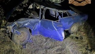 Под Ровным пожилой мужчина опрокинул "семерку" и погиб