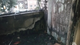На Песчаной загорелись балконы десятиэтажки