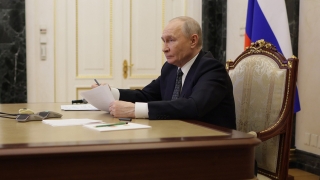 Президент присвоил звание саратовскому трактористу