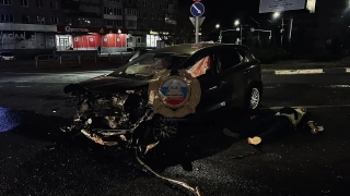 Ночью в Саратове столкнулись четыре автомобиля. Есть погибший