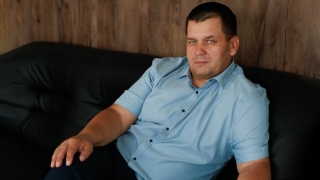 Интервью. Виктор Пантюков: "Чиновники дают наживаться на программе для детей"