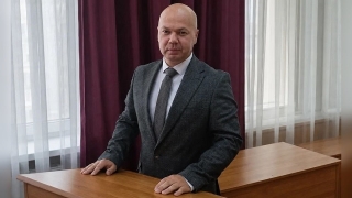 Владимир Путин наградил нового главу Хвалынского района медалью