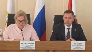 Максим Леонов ликвидировал двух замглавы района