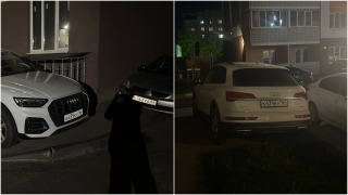 В Саратове автохамы захватили под парковку тротуары на Лунной