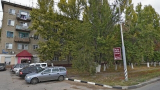 Три расчета тушили квартиру в саратовской пятиэтажке