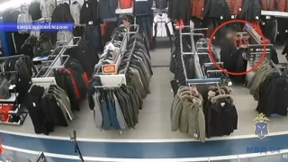 В Саратове рецидивист "добыл" в "Спортмастере" дорогой пуховик. Вора нашли, товар – нет