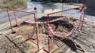 Трагифарс "Саратовводоканала". В Юрише после ремонта вновь прорвало трубы