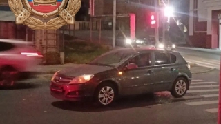 В Саратове на пешеходном переходе иномарка сбила женщину