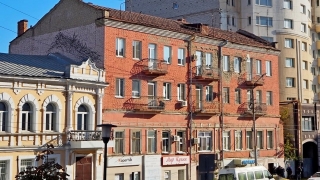 В доме в центре Саратова обгорел мужчина