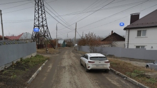 Саратовец получил травму при падении в дорожную яму