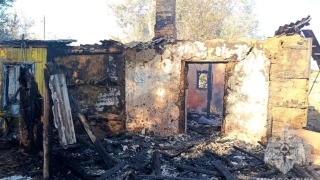 В саратовском селе сгорел дом
