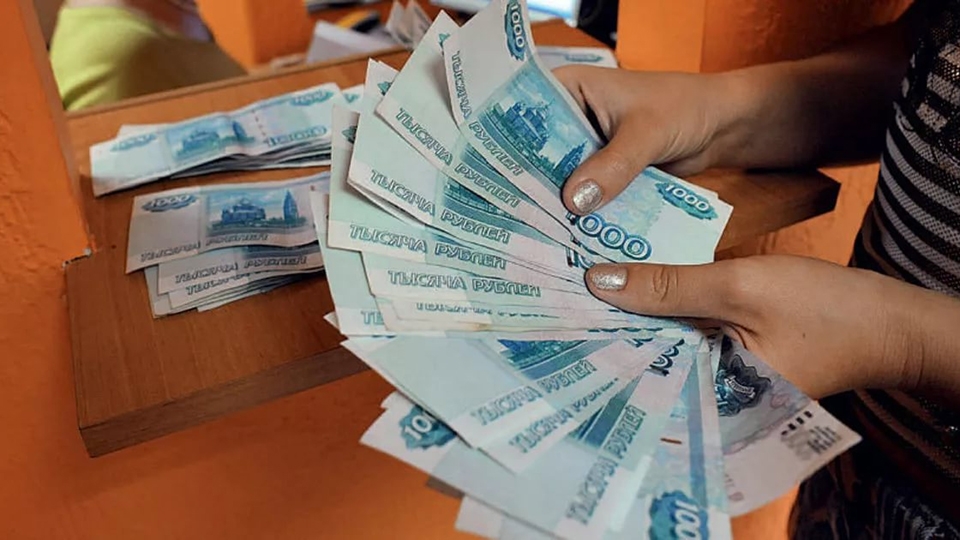 Саратовстат назвал размер средней зарплаты в регионе