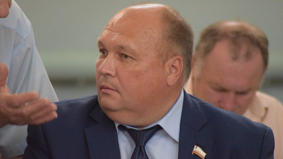 Глава областного минпрома: "Снижения цен на заправках ждать не стоит"
