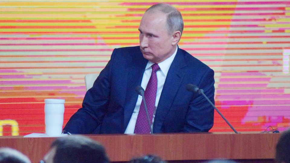 Президент отметил почетными званиями доцента СГМУ и физрука "Тролзы"