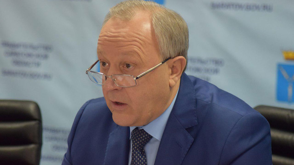 Глава района не поверил жалобам жителей на уборку снега