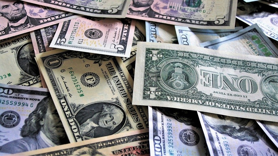 Из квартиры в Волжском районе похитили золото и валюту
