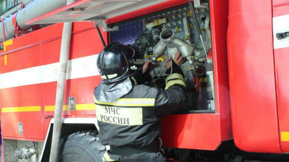 Под Энгельсом сгорел дом площадью 300 кв. метров