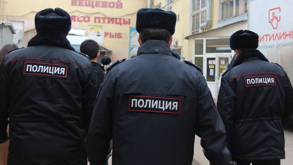 Полицейским дадут иммунитет и право вскрывать машины без хозяев