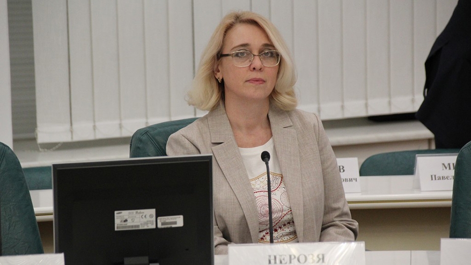 Облдума одобрила законопроект о выплатах учителям за классное руководство