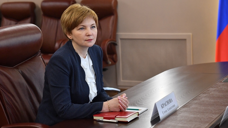 Елена Краснова празднует день рождения
