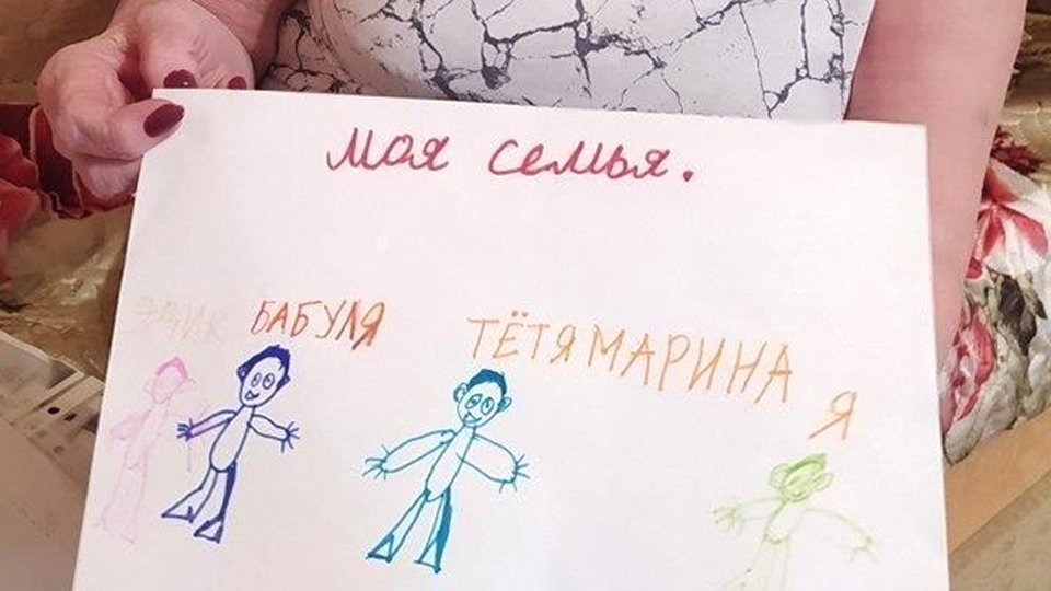 Борьба бабушки и отца-уголовника за ребенка. Реакция министерства