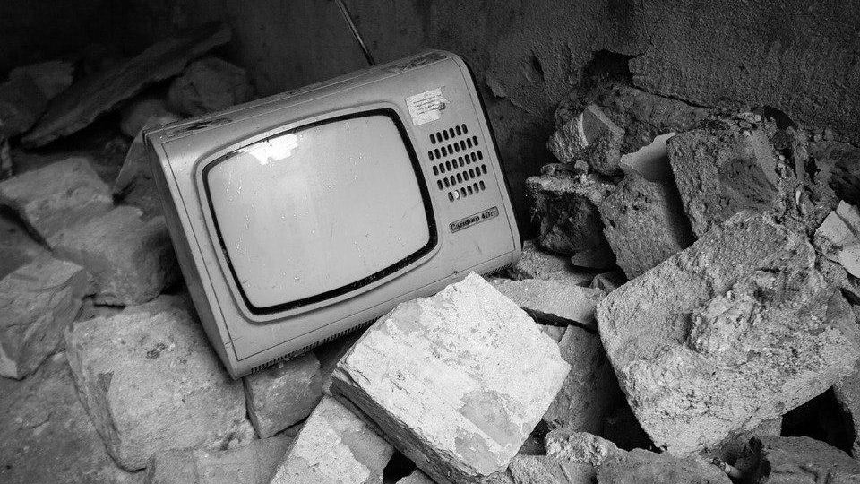Жительница Хвалынска пострадала от загоревшегося телевизора